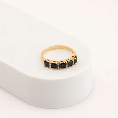 Pierścionki | hurt złota kraków, hurtownia jubilerska, złoto hurt, hurtownia złota, złote medaliki, hurtownia z biżuterią, hurtownia bizuterii, jubiler online złoto